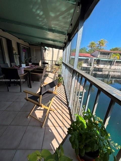 For Rent: $3,980 (4 beds, 3 baths, 2058 Square Feet)