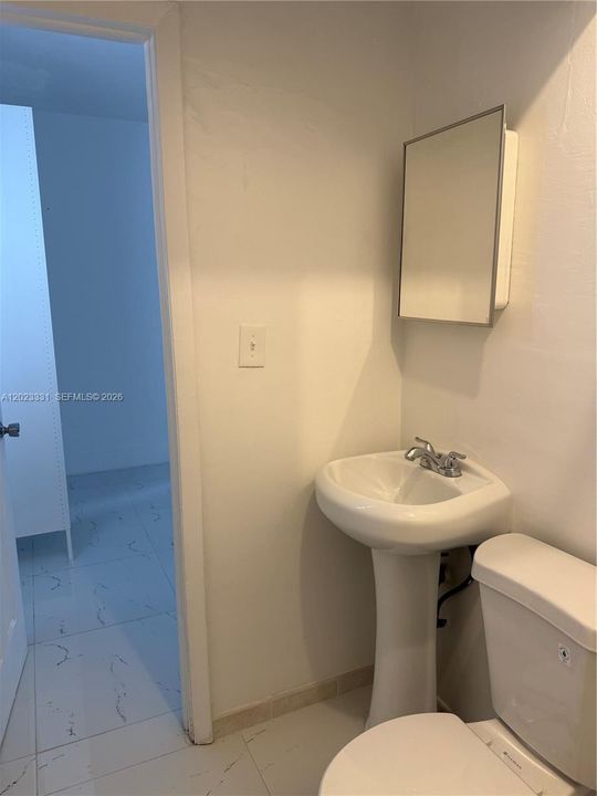 En Renta: $1,595 (1 camas, 1 baños, 4124 Pies cuadrados)