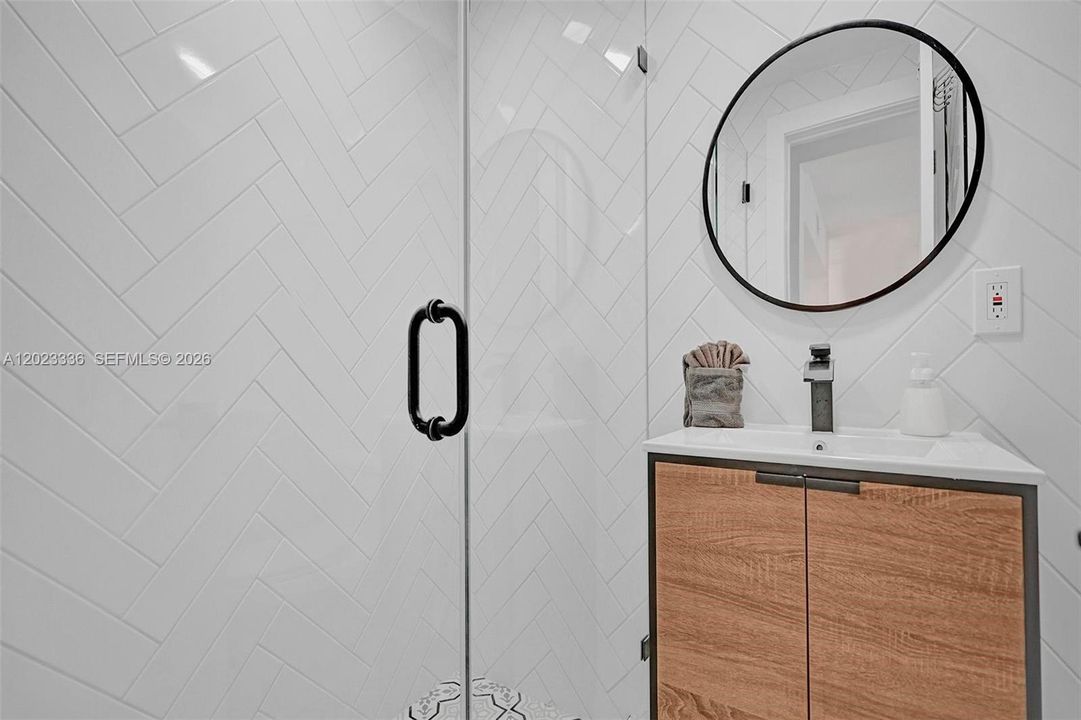 В аренду: $12,795 (6 спален, 4 ванн, 3612 Квадратных фут)