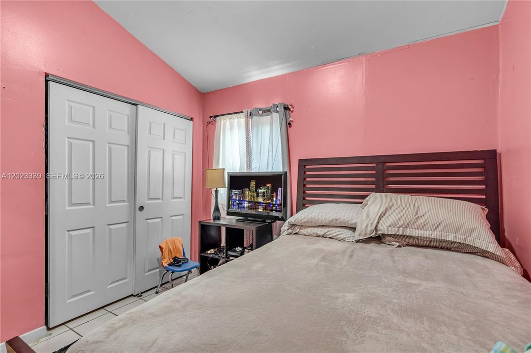 For Sale: $749,900 (0 beds, 0 baths, 1957 Square Feet)