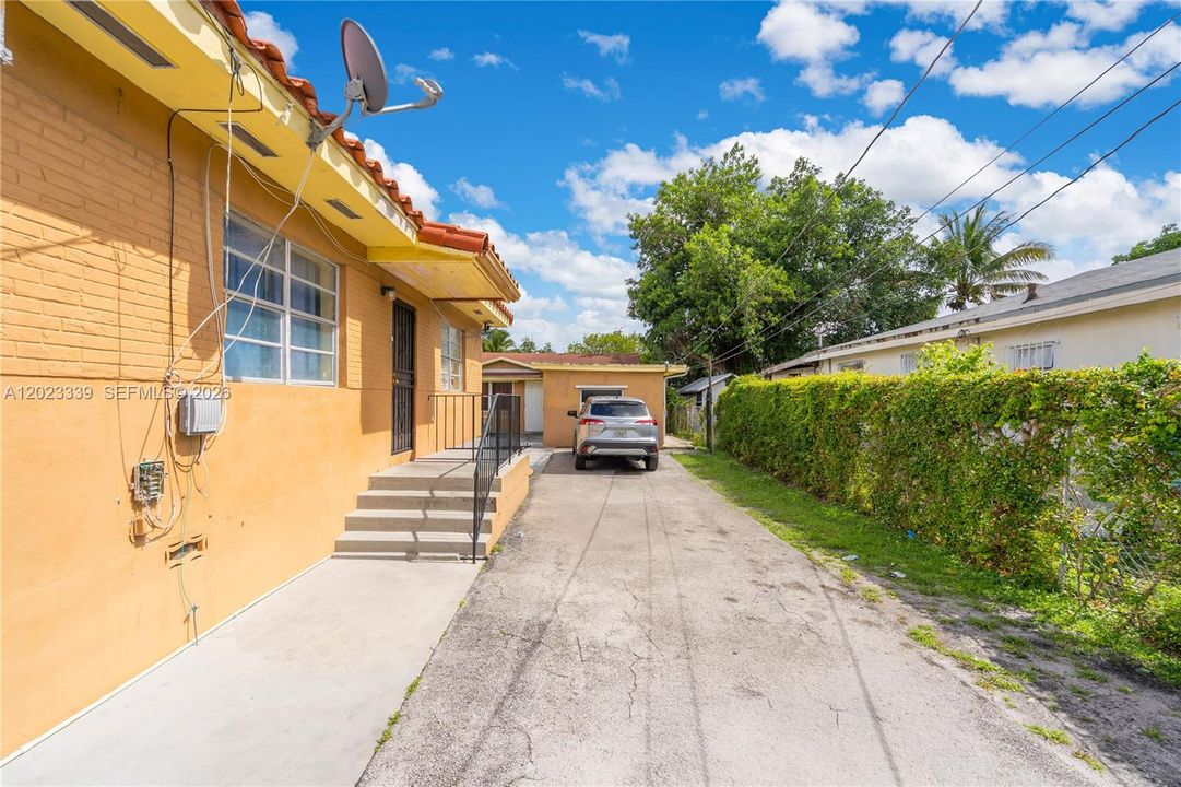 For Sale: $749,900 (0 beds, 0 baths, 1957 Square Feet)