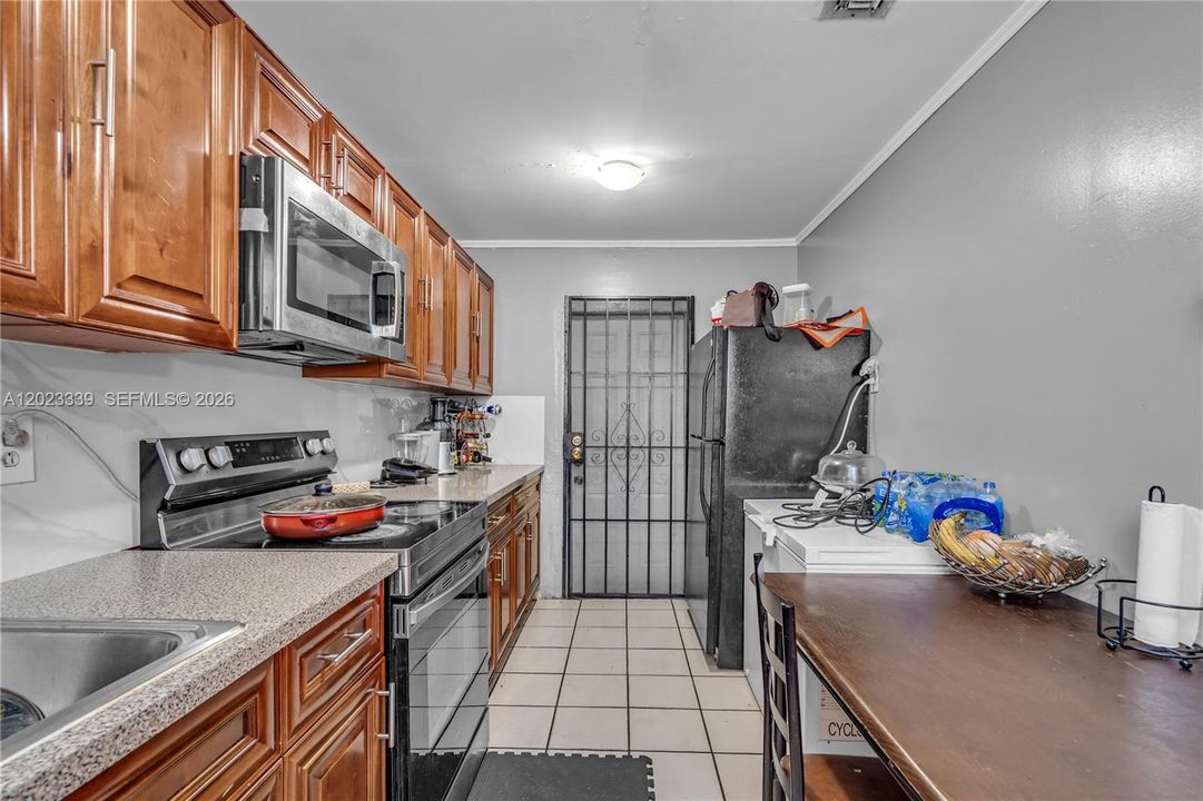 For Sale: $749,900 (0 beds, 0 baths, 1957 Square Feet)