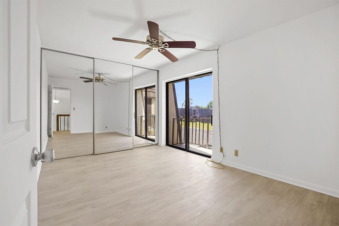 23 bedroom 01