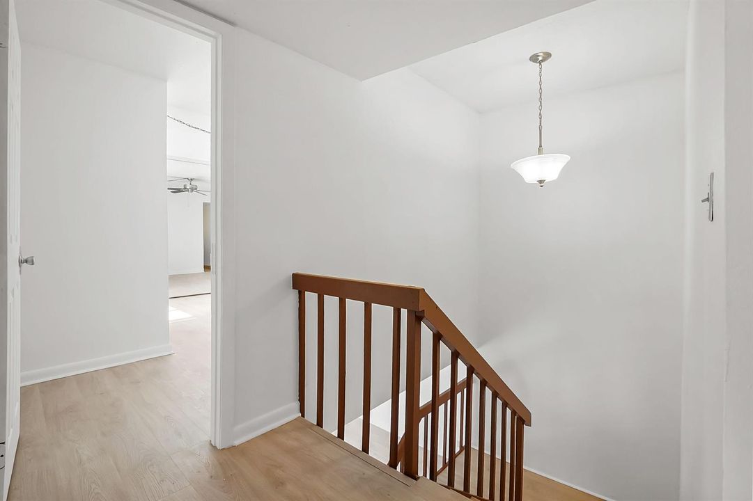 20 stairs 01
