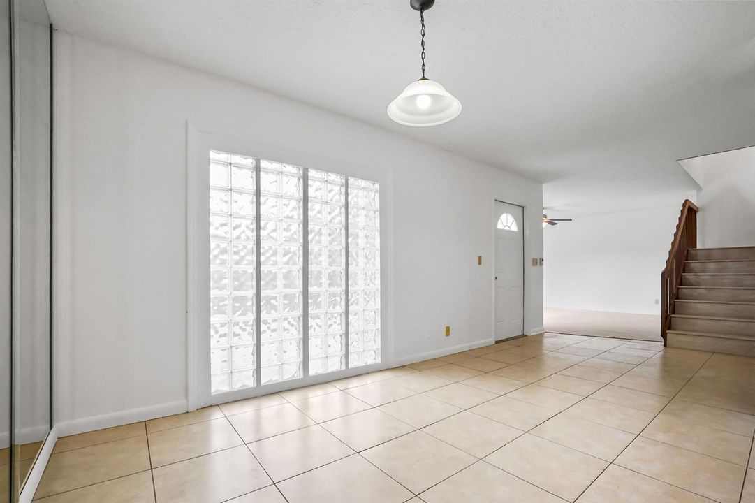 07 dining room 02