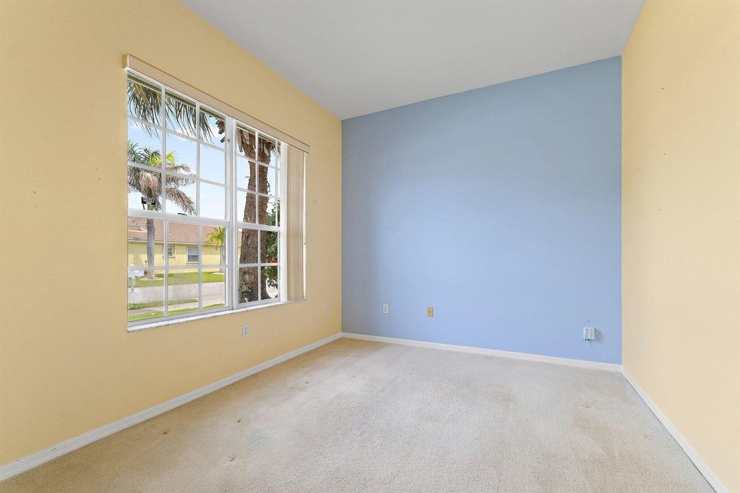 008-317SWLakeForestWay-PortSaintLucie-SM