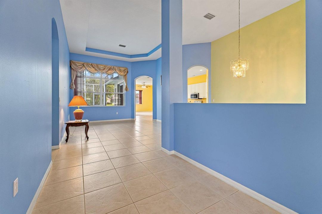 012-317SWLakeForestWay-PortSaintLucie-SM