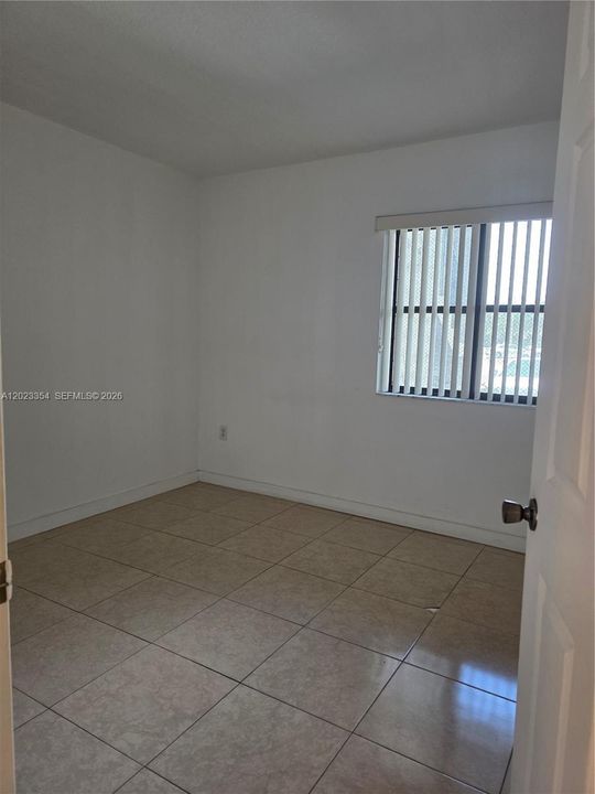 В аренду: $1,950 (2 спален, 2 ванн, 809 Квадратных фут)