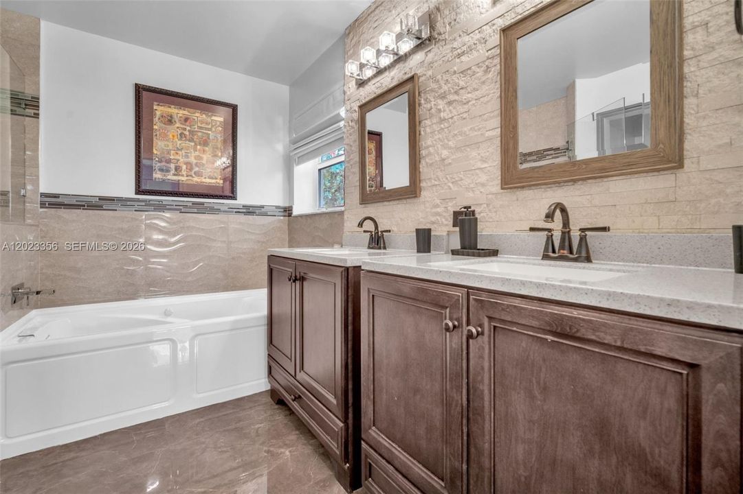 Active With Contract: $750,000 (3 beds, 2 baths, 1903 Square Feet)