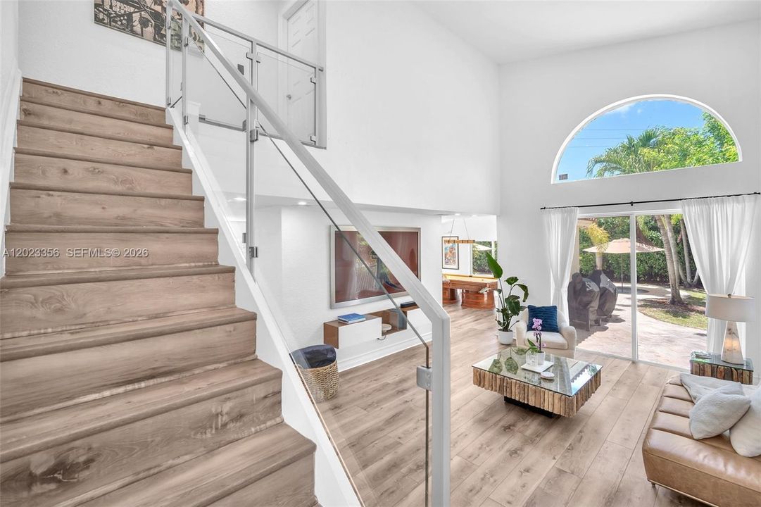 Active With Contract: $750,000 (3 beds, 2 baths, 1903 Square Feet)