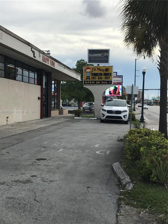 Recently Rented: $5,000 (0 beds, 0 baths, 0 Square Feet)