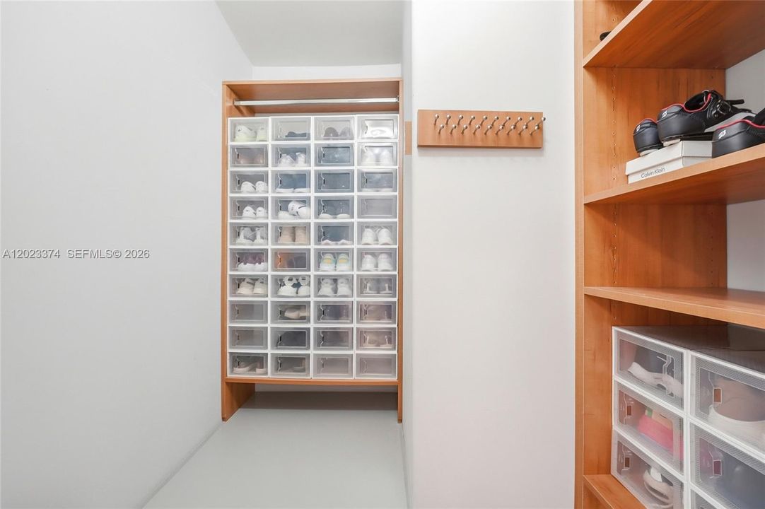 В аренду: $5,800 (4 спален, 2 ванн, 2483 Квадратных фут)