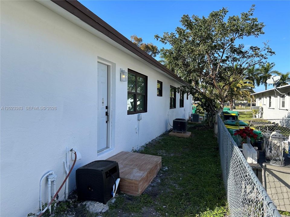 For Sale: $749,000 (0 beds, 0 baths, 1728 Square Feet)
