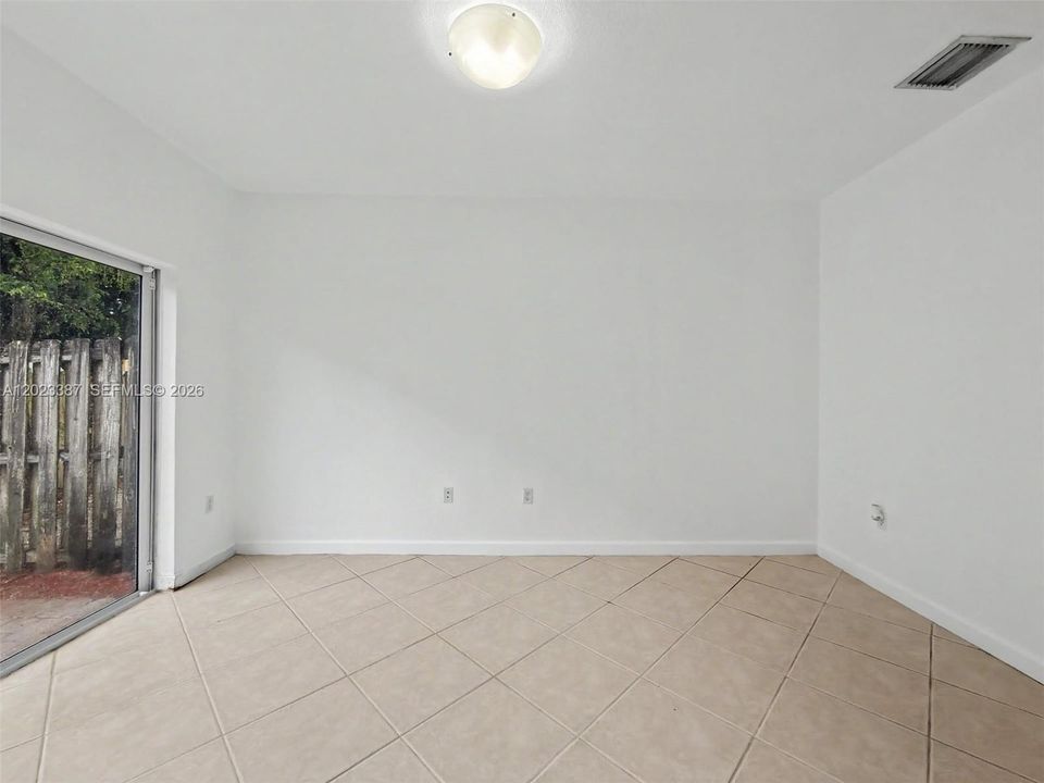 For Sale: $420,000 (3 beds, 2 baths, 1562 Square Feet)