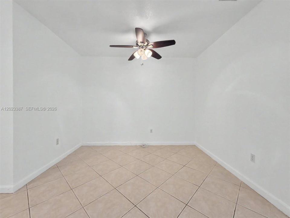 For Sale: $420,000 (3 beds, 2 baths, 1562 Square Feet)