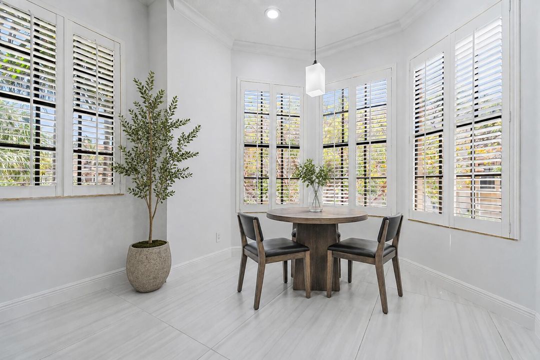 Breakfast Nook