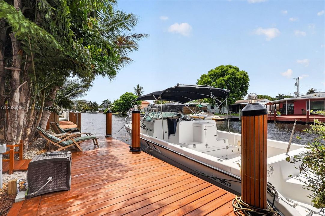For Sale: $749,000 (3 beds, 2 baths, 1620 Square Feet)