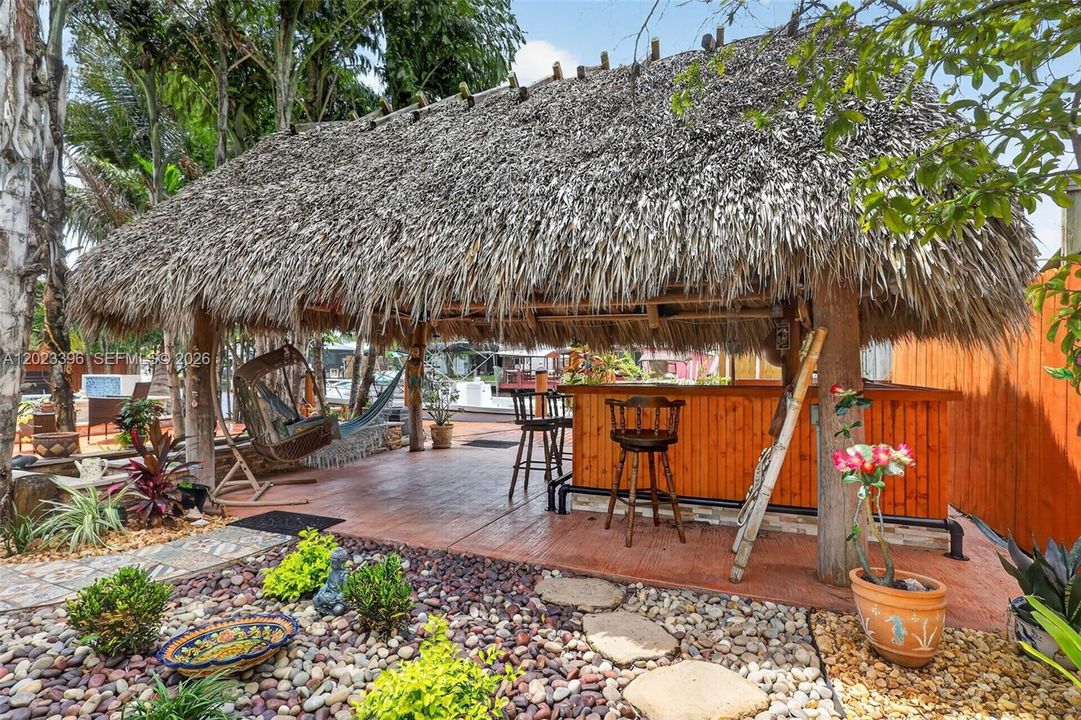 For Sale: $749,000 (3 beds, 2 baths, 1620 Square Feet)