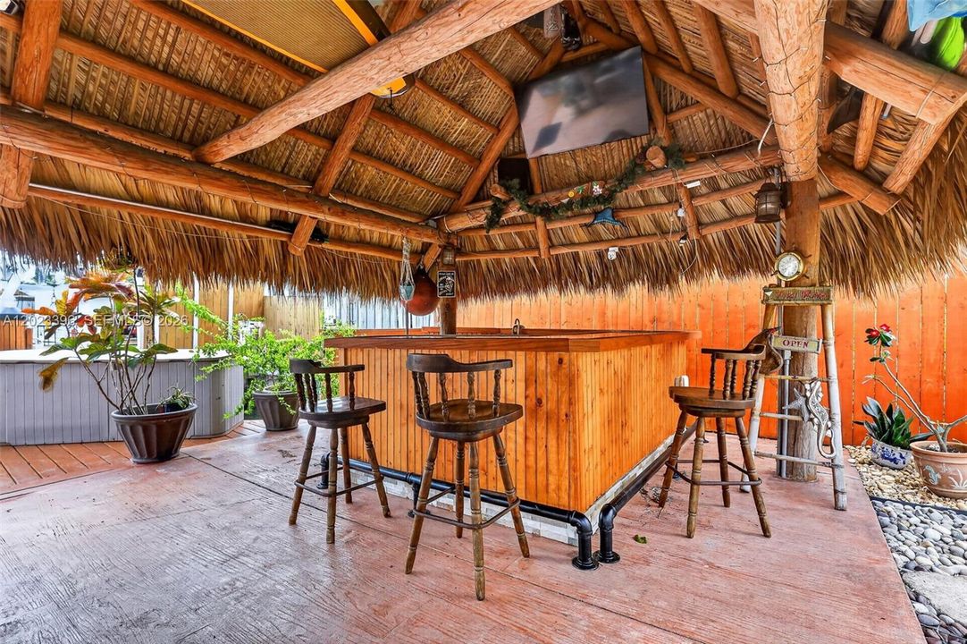 For Sale: $749,000 (3 beds, 2 baths, 1620 Square Feet)
