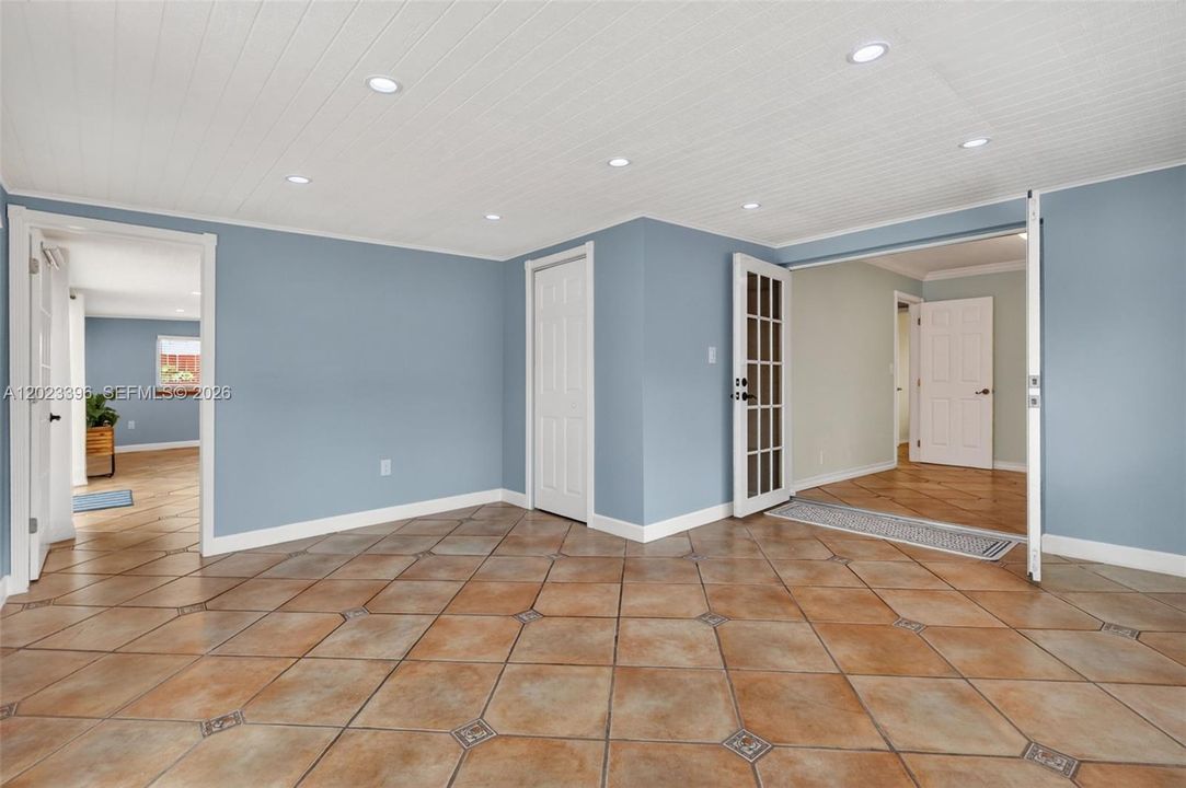 For Sale: $749,000 (3 beds, 2 baths, 1620 Square Feet)