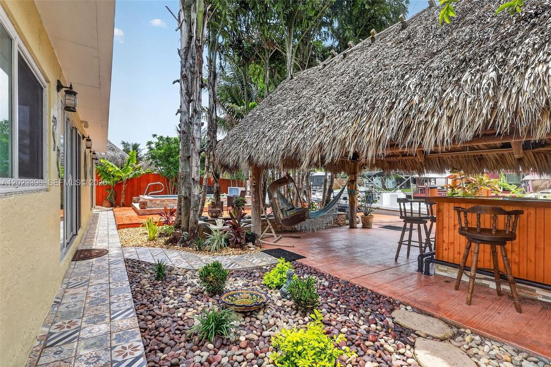 For Sale: $749,000 (3 beds, 2 baths, 1620 Square Feet)