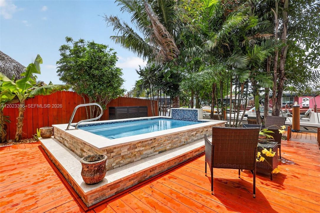For Sale: $749,000 (3 beds, 2 baths, 1620 Square Feet)