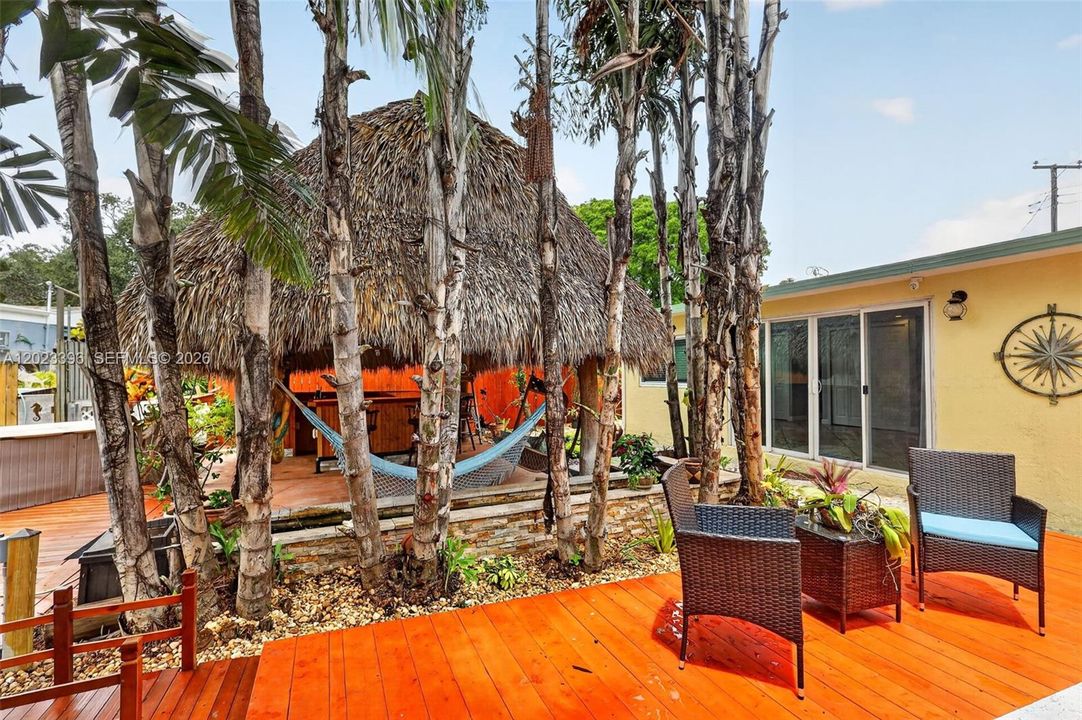 For Sale: $749,000 (3 beds, 2 baths, 1620 Square Feet)