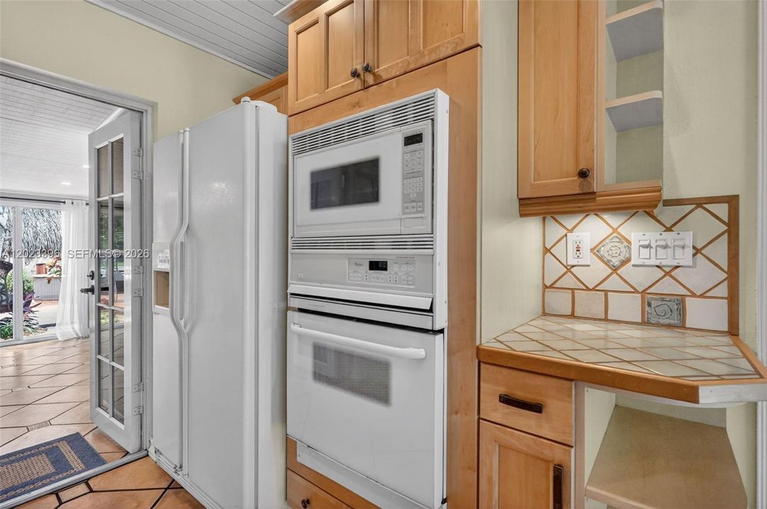 For Sale: $749,000 (3 beds, 2 baths, 1620 Square Feet)