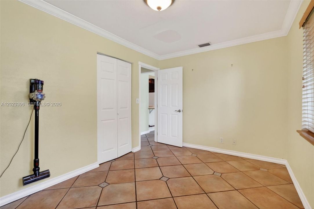 For Sale: $749,000 (3 beds, 2 baths, 1620 Square Feet)