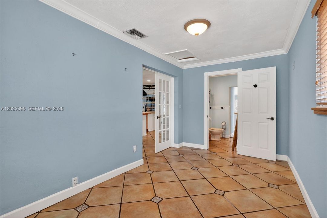 For Sale: $749,000 (3 beds, 2 baths, 1620 Square Feet)