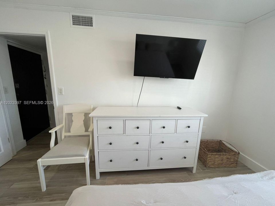 En Venta: $340,000 (1 camas, 2 baños, 752 Pies cuadrados)