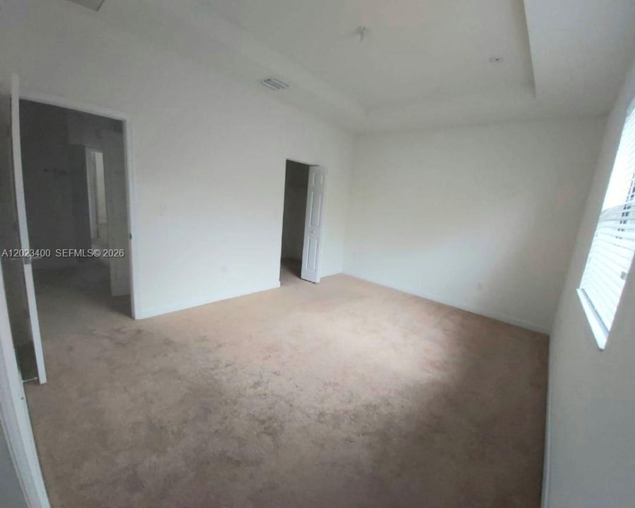 For Rent: $3,250 (3 beds, 2 baths, 1668 Square Feet)