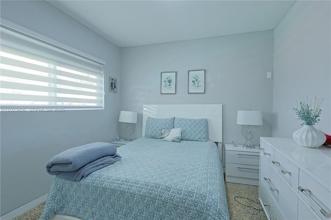 Active With Contract: $699,000 (2 beds, 3 baths, 1645 Square Feet)