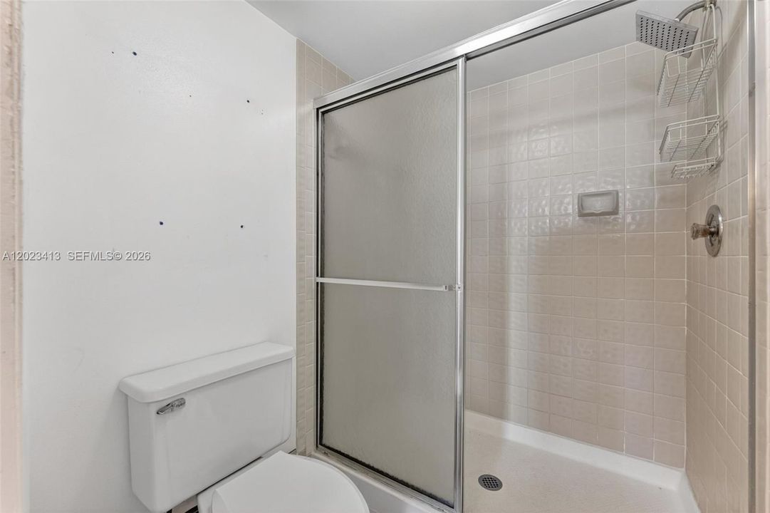 For Sale: $224,999 (2 beds, 2 baths, 1300 Square Feet)