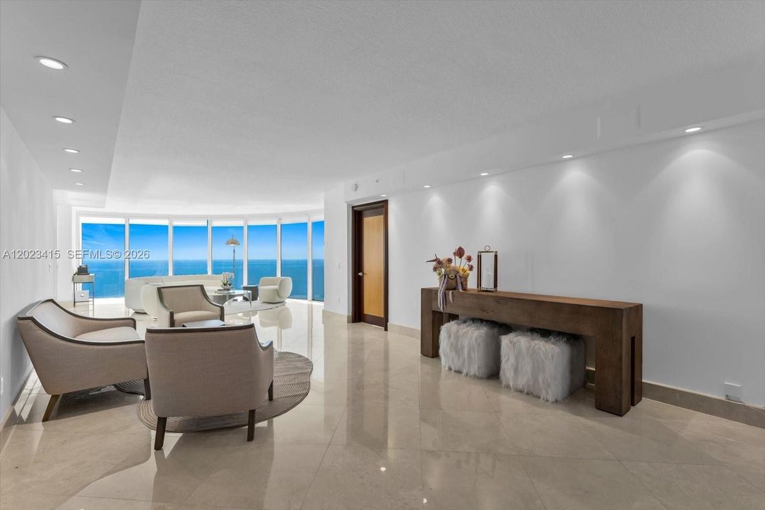 For Sale: $3,995,000 (3 beds, 3 baths, 2160 Square Feet)