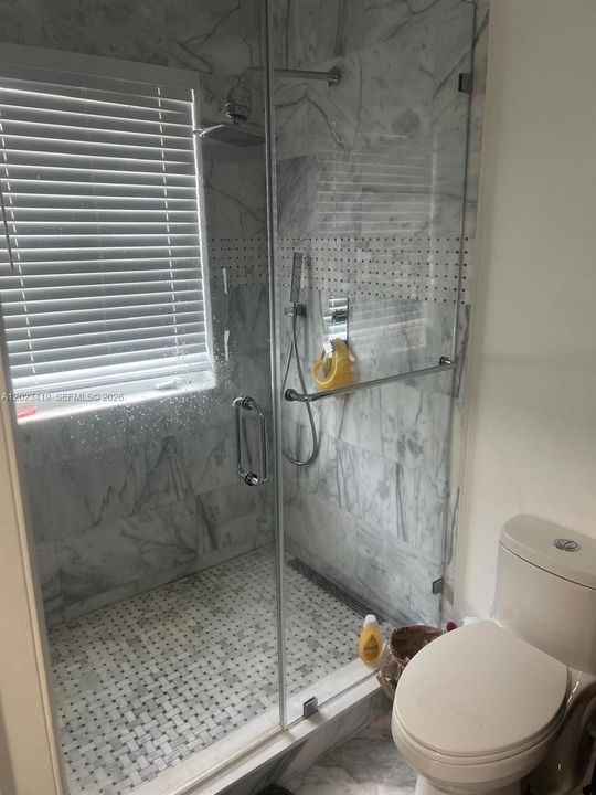 En Renta: $2,575 (2 camas, 2 baños, 1205 Pies cuadrados)