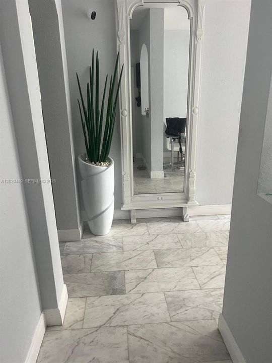 En Renta: $2,575 (2 camas, 2 baños, 1205 Pies cuadrados)