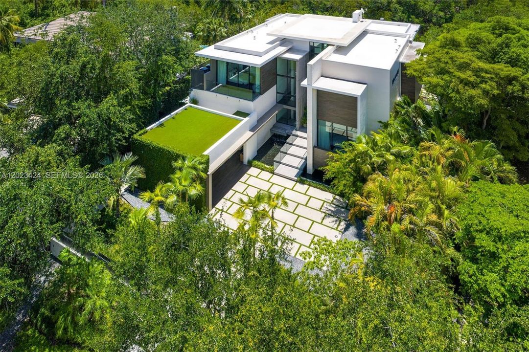 На продажу: $16,500,000 (5 спален, 6 ванн, 6338 Квадратных фут)