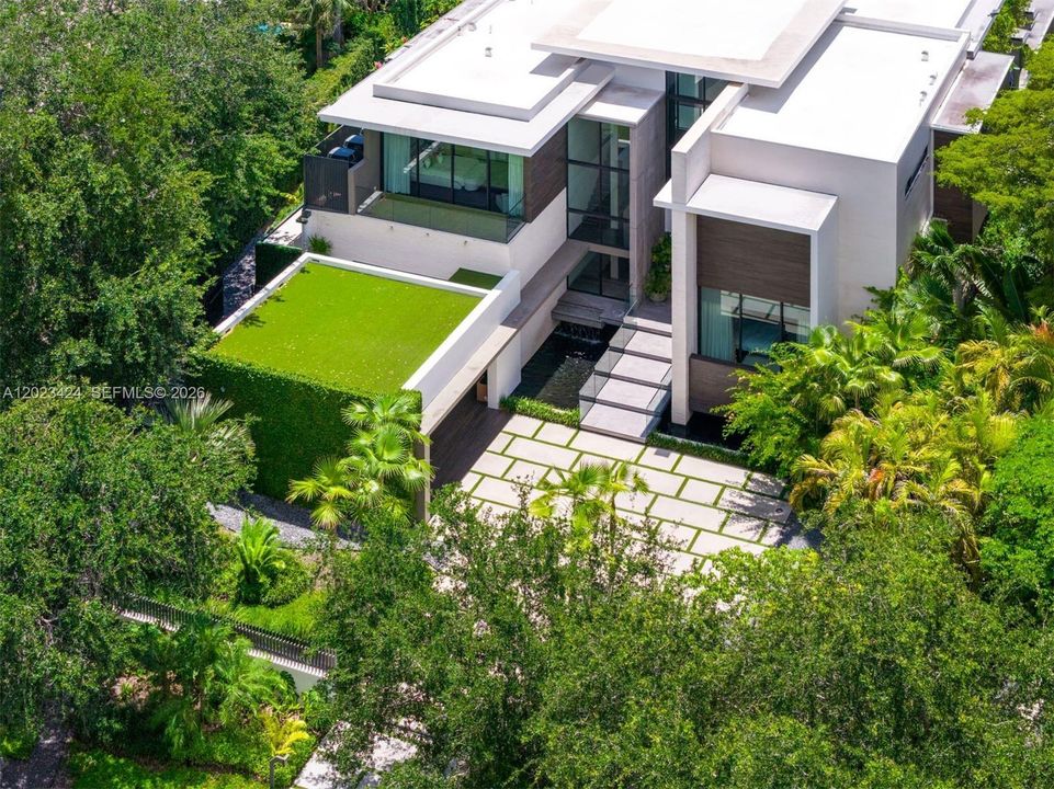 На продажу: $16,500,000 (5 спален, 6 ванн, 6338 Квадратных фут)