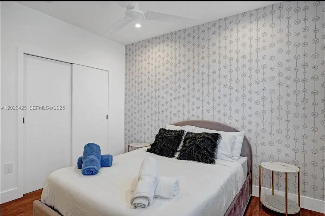 В аренду: $11,995 (4 спален, 3 ванн, 2255 Квадратных фут)