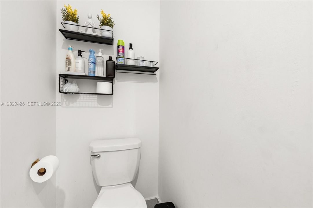 For Sale: $539,980 (4 beds, 2 baths, 1820 Square Feet)