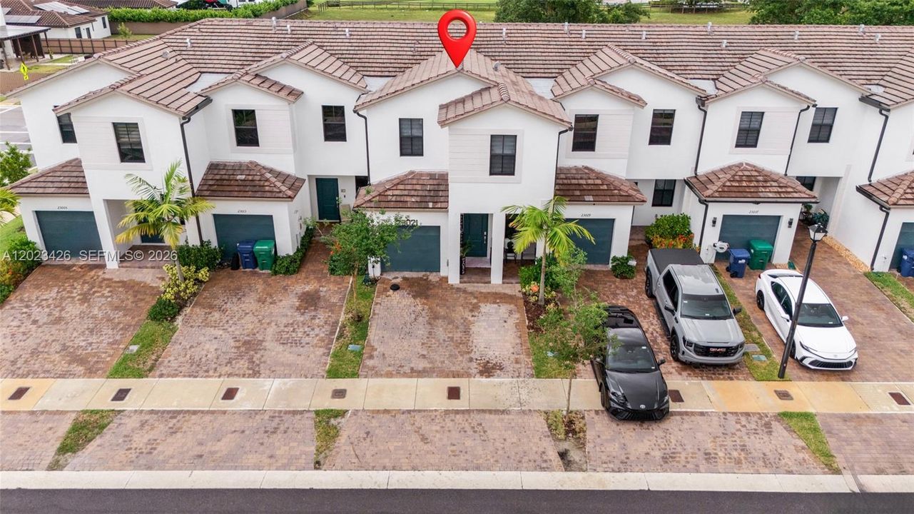 For Sale: $539,980 (4 beds, 2 baths, 1820 Square Feet)