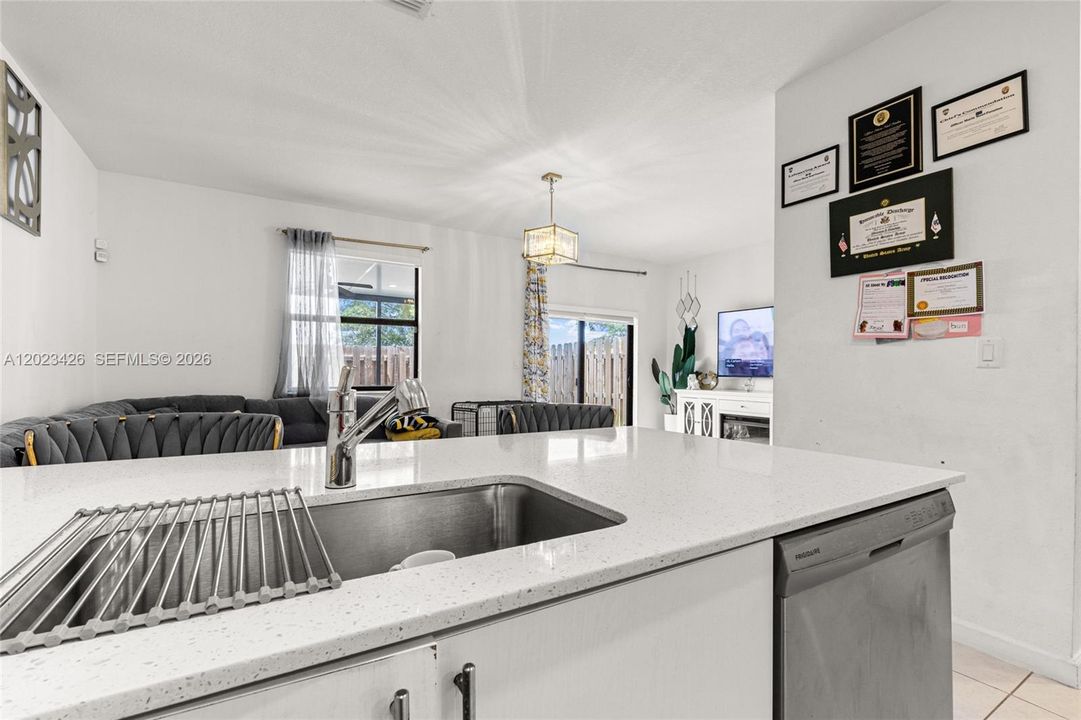 For Sale: $539,980 (4 beds, 2 baths, 1820 Square Feet)