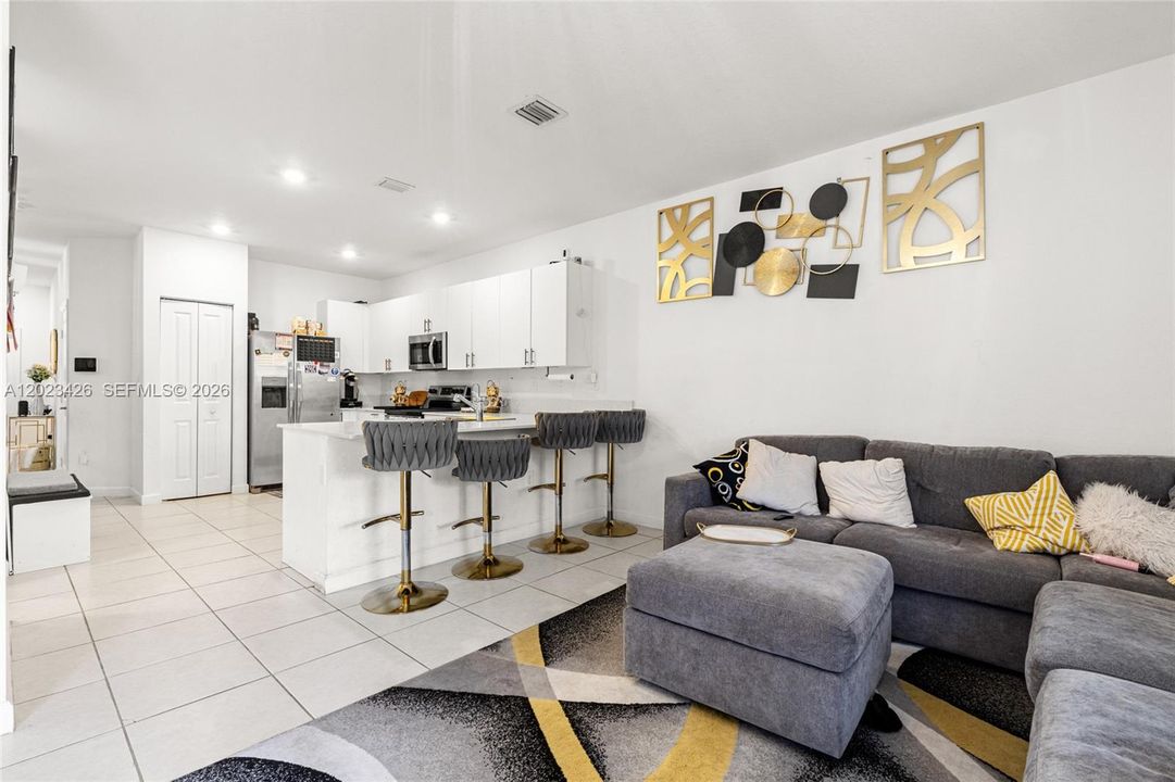 For Sale: $539,980 (4 beds, 2 baths, 1820 Square Feet)