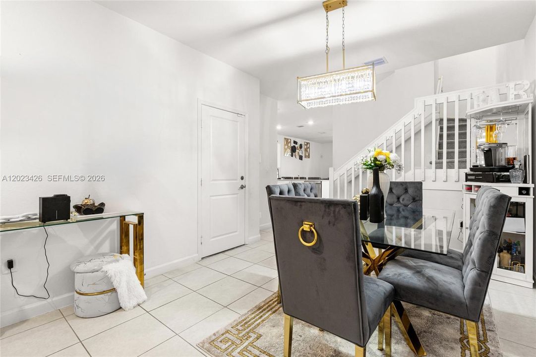 For Sale: $539,980 (4 beds, 2 baths, 1820 Square Feet)