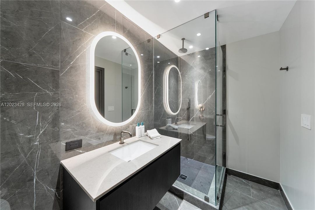 Activo con contrato: $485,000 (0 camas, 1 baños, 336 Pies cuadrados)