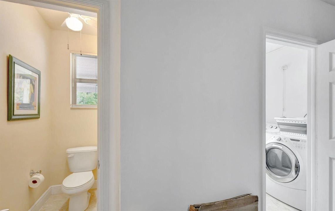 Bath 2 / Laundry