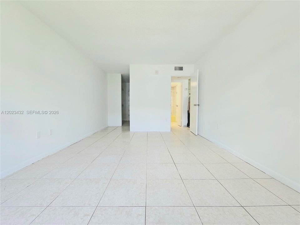 En Renta: $1,550 (1 camas, 1 baños, 696 Pies cuadrados)