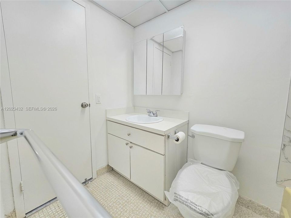 En Renta: $1,550 (1 camas, 1 baños, 696 Pies cuadrados)
