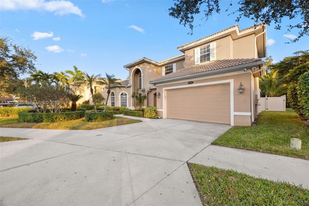 For Sale: $1,250,000 (5 beds, 3 baths, 0 Square Feet)